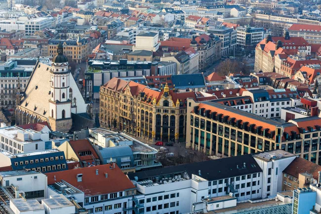 Blick auf Leipziger Thomaskirche von oben