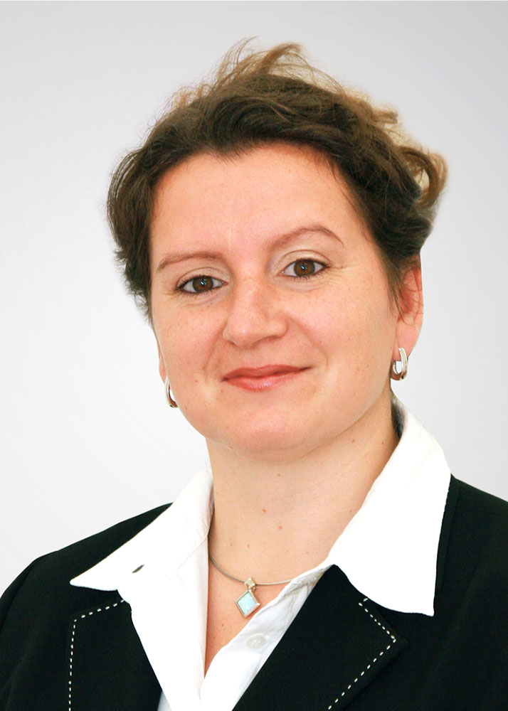 Porträt Prof. Dr. Bettina Lange